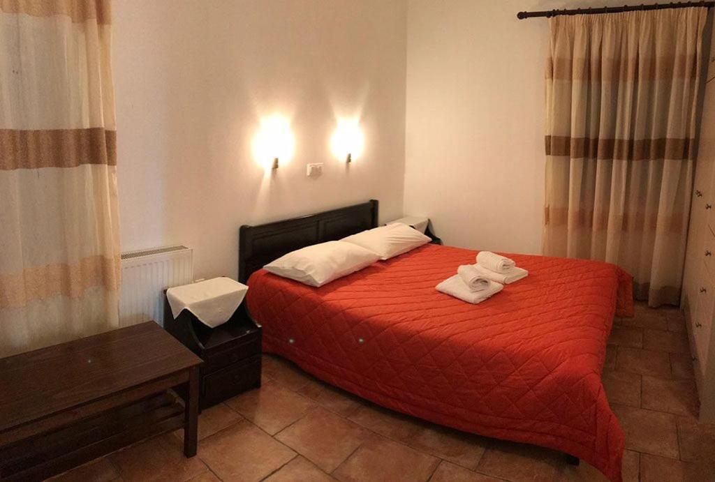 Petradi Aparthotel Livadi  Exteriör bild